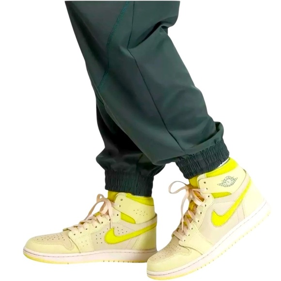 NIKE JORDAN SPORT Women’s Tunnel Joggers Midnight Green Size XL NEW - Picture 3 of 12